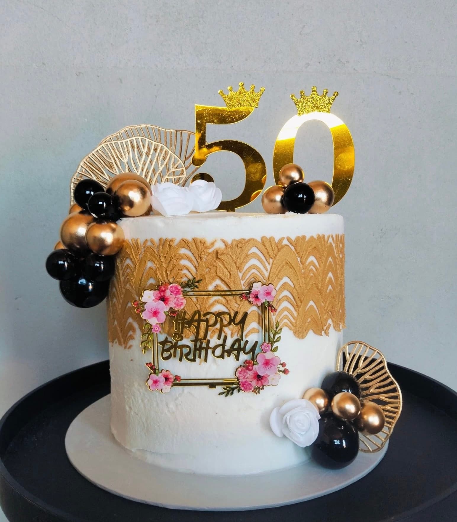Whitey’s Cakes & Events cover